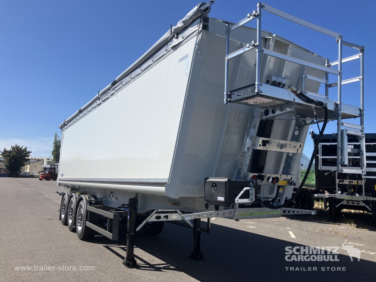 SCHMITZ Auflieger Kipper Alukastenmulde 52m³ - Tipper semi-trailer: picture 1 SCHMITZ Auflieger Kipper Alukastenmulde 52m³ - Tipper semi-trailer: picture 1