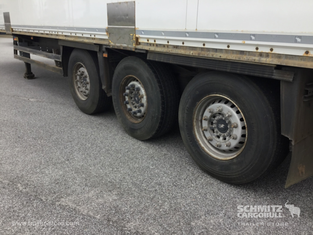 SCHMITZ Dryfreight Standard - Closed box semi-trailer: picture 4 SCHMITZ Dryfreight Standard - Closed box semi-trailer: picture 4
