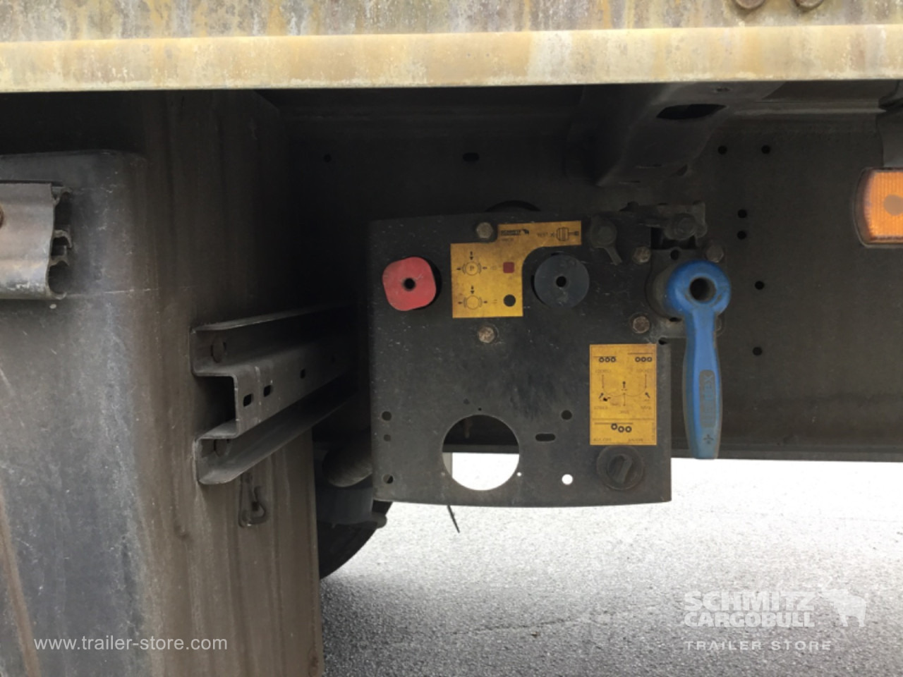 SCHMITZ Dryfreight Standard - Closed box semi-trailer: picture 5 SCHMITZ Dryfreight Standard - Closed box semi-trailer: picture 5
