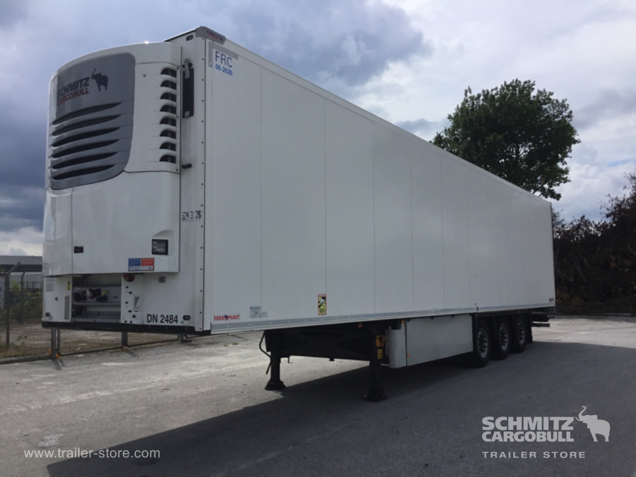 Isothermal semi-trailer SCHMITZ Reefer Meat hanging system: picture 10