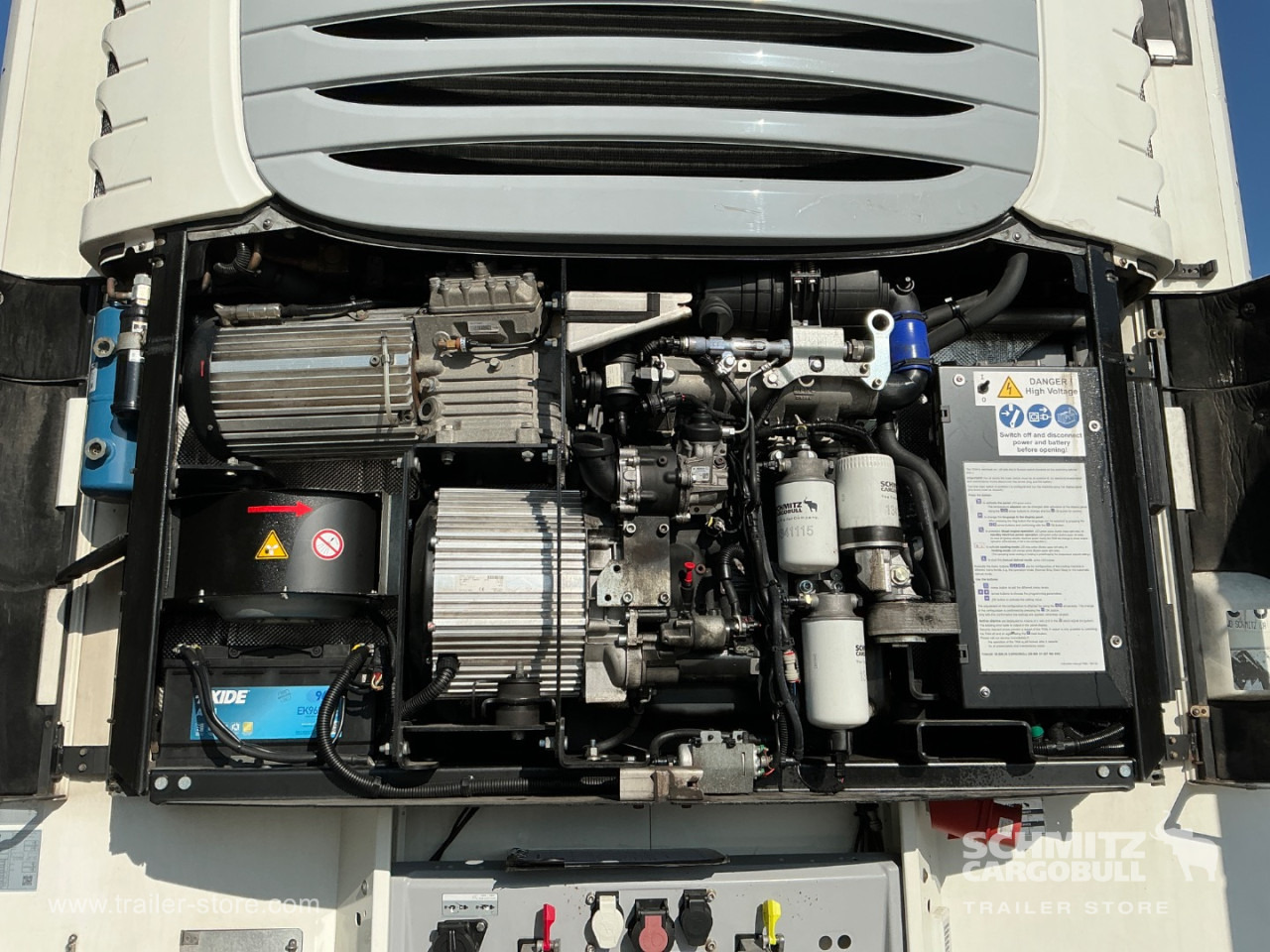 SCHMITZ Reefer Meat hanging system - Isothermal semi-trailer: picture 2 SCHMITZ Reefer Meat hanging system - Isothermal semi-trailer: picture 2