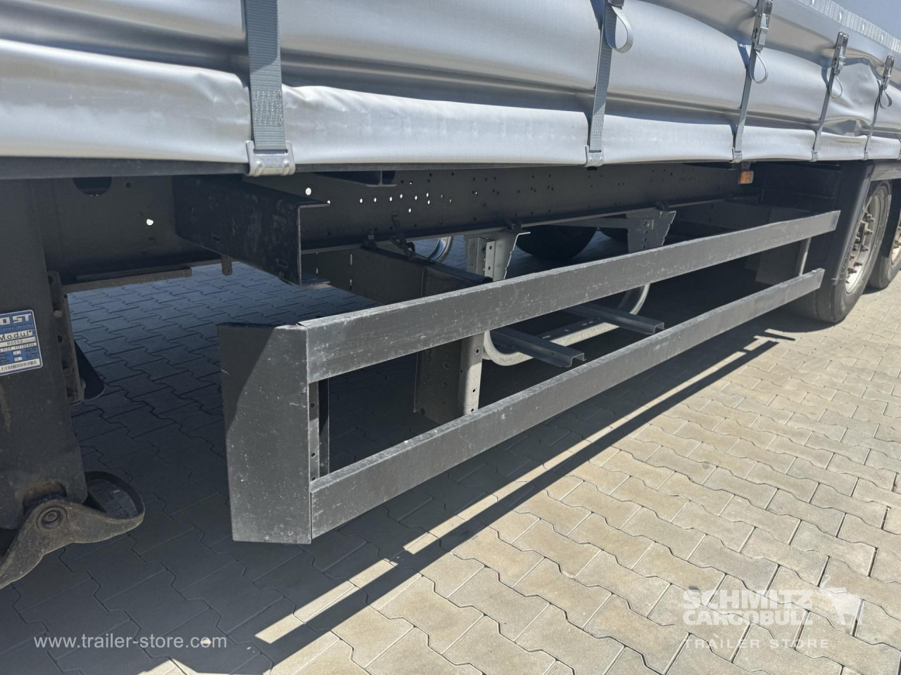 SCHMITZ Curtainsider Mega - Curtainsider semi-trailer: picture 2 SCHMITZ Curtainsider Mega - Curtainsider semi-trailer: picture 2