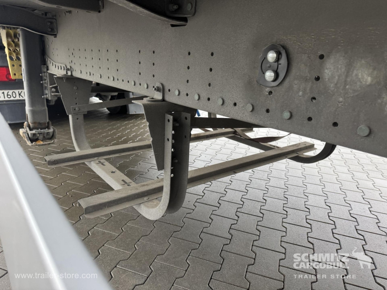 SCHMITZ Curtainsider Standard - Curtainsider semi-trailer: picture 2 SCHMITZ Curtainsider Standard - Curtainsider semi-trailer: picture 2