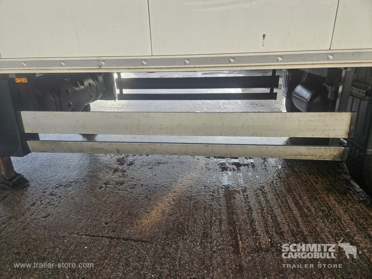 Isothermal semi-trailer SCHMITZ Reefer Multitemp: picture 7