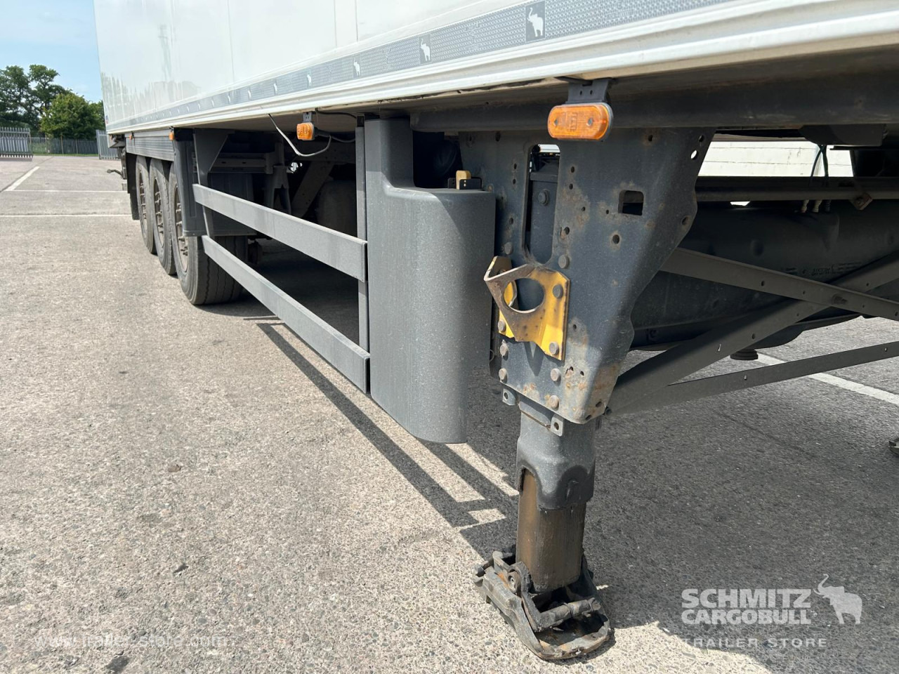 SCHMITZ Reefer Multitemp - Isothermal semi-trailer: picture 2 SCHMITZ Reefer Multitemp - Isothermal semi-trailer: picture 2