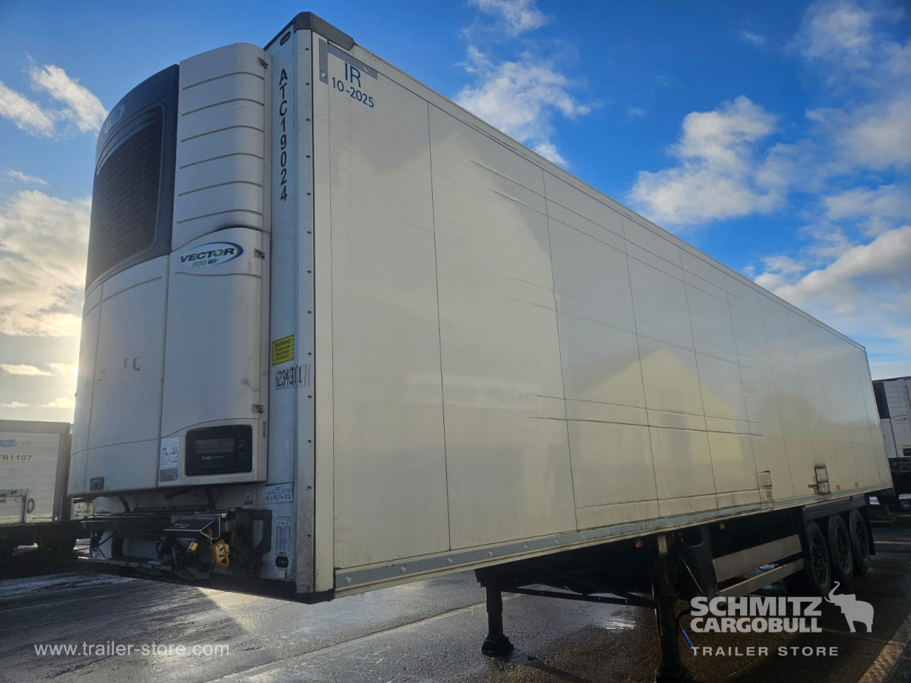 Isothermal semi-trailer SCHMITZ Reefer Multitemp: picture 11