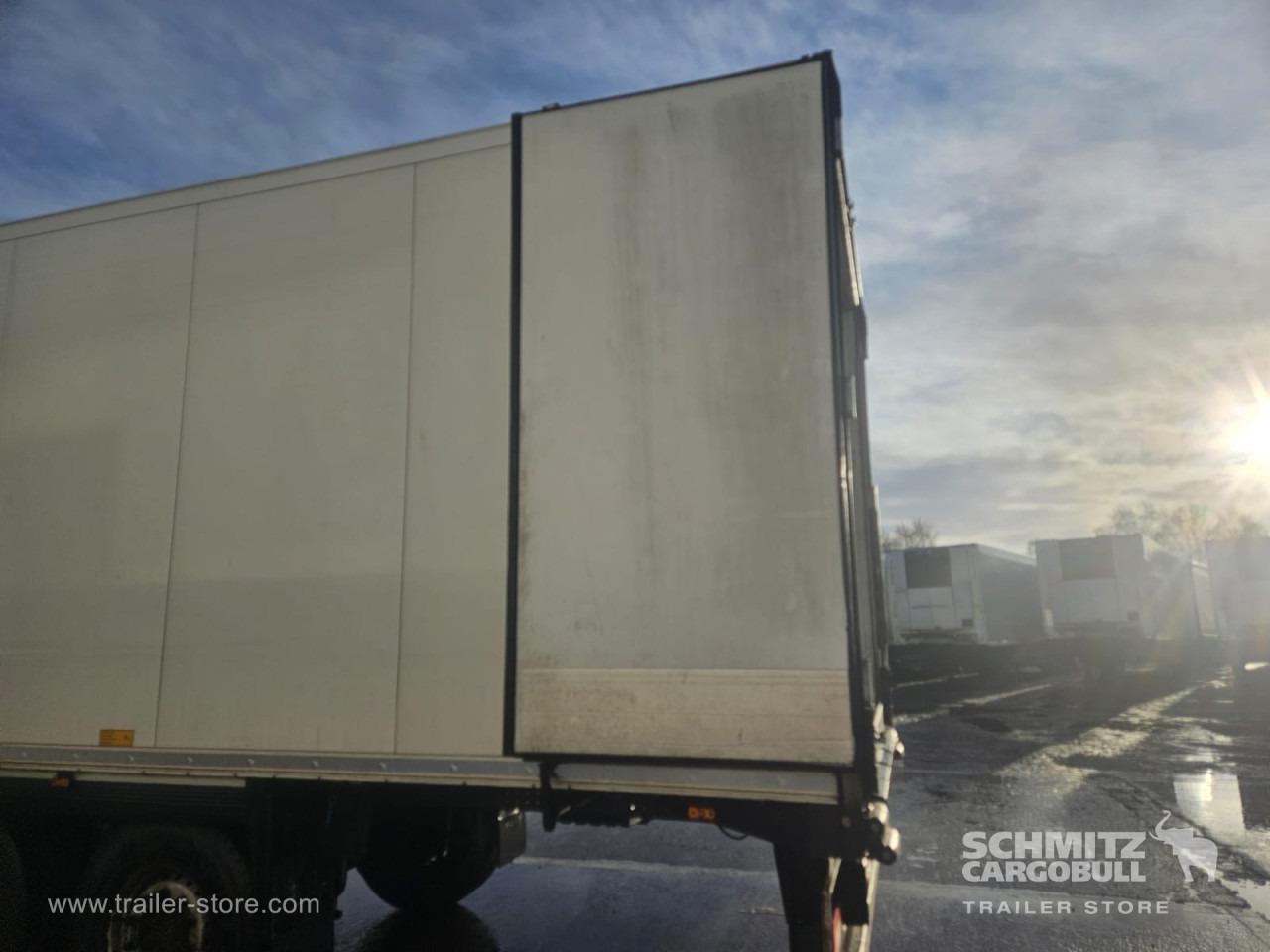 Isothermal semi-trailer SCHMITZ Reefer Multitemp: picture 14
