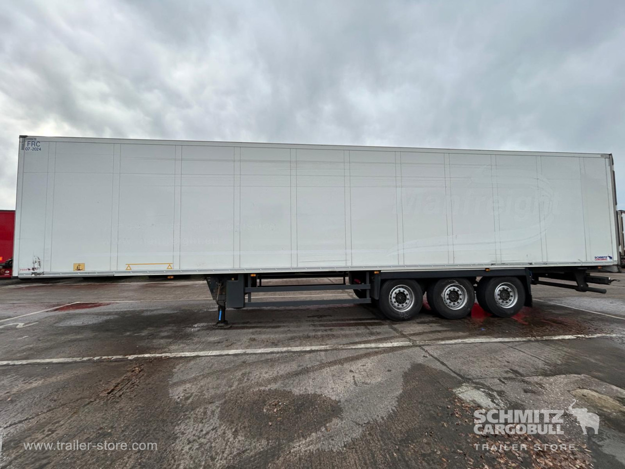 SCHMITZ Reefer Standard - Isothermal semi-trailer: picture 2 SCHMITZ Reefer Standard - Isothermal semi-trailer: picture 2