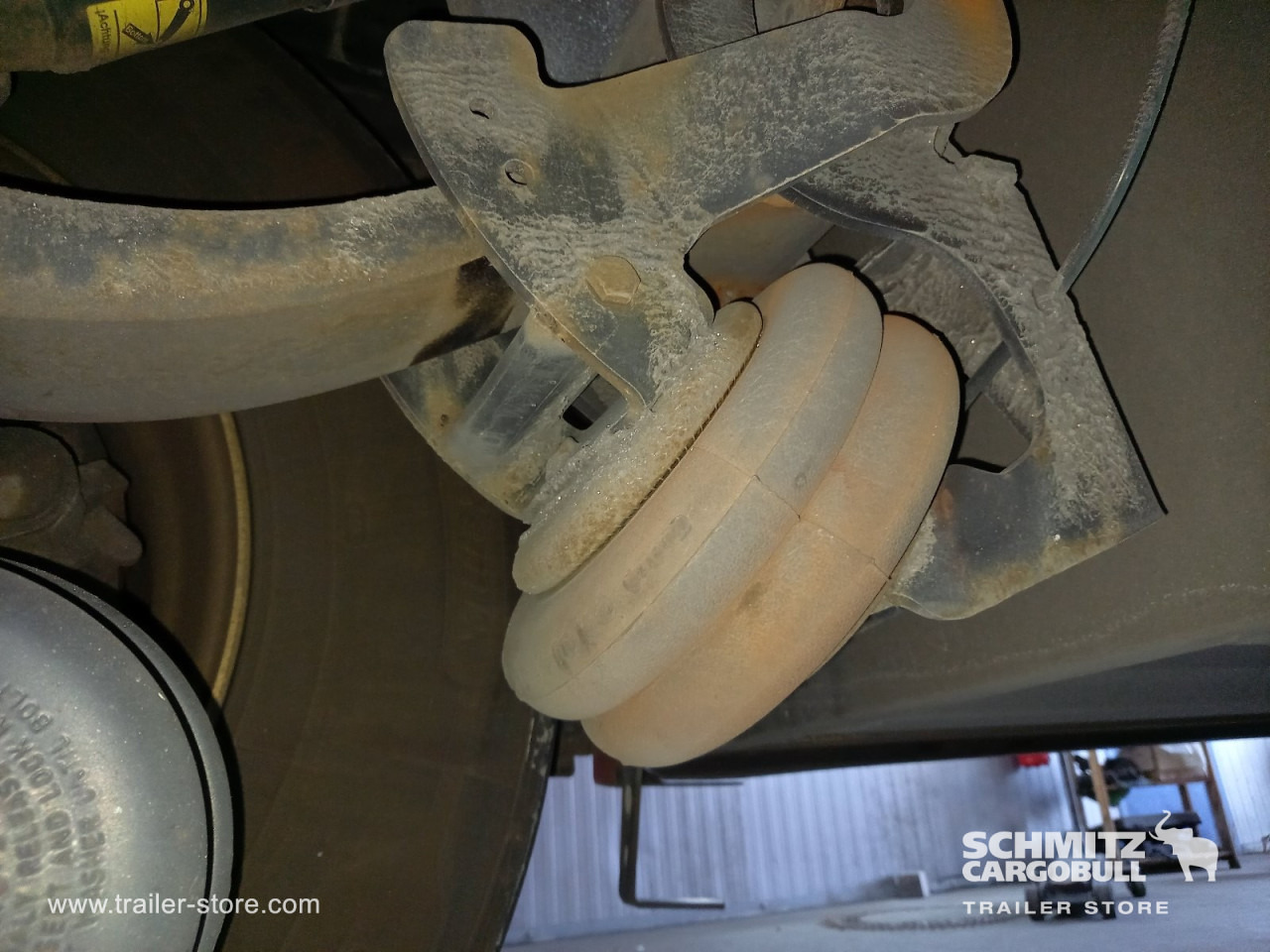 SCHMITZ Reefer Multitemp Double deck - Isothermal semi-trailer: picture 3 SCHMITZ Reefer Multitemp Double deck - Isothermal semi-trailer: picture 3