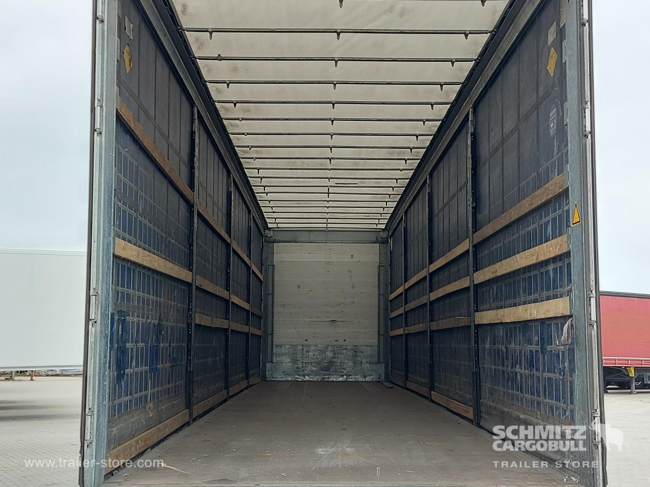 SCHMITZ Curtainsider Mega - Curtainsider semi-trailer: picture 2 SCHMITZ Curtainsider Mega - Curtainsider semi-trailer: picture 2