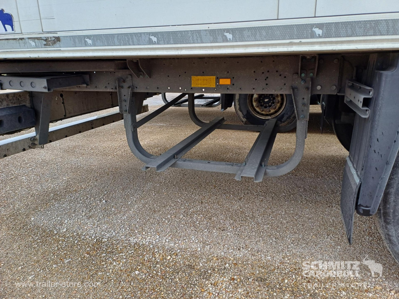 SCHMITZ Reefer Standard - Isothermal semi-trailer: picture 5 SCHMITZ Reefer Standard - Isothermal semi-trailer: picture 5