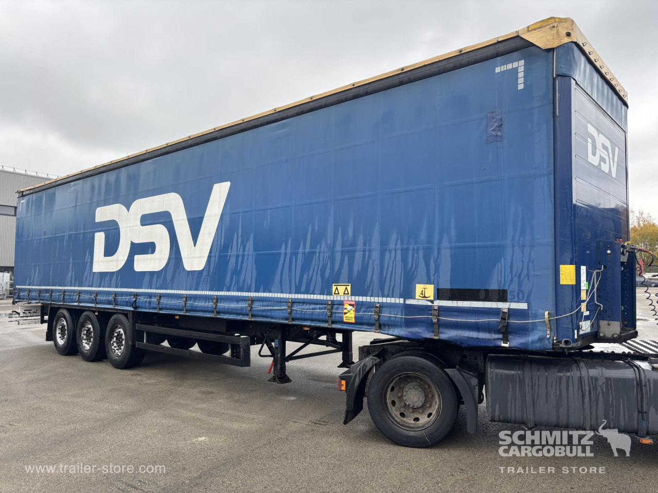 SCHMITZ Curtainsider Standard - Curtainsider semi-trailer: picture 5 SCHMITZ Curtainsider Standard - Curtainsider semi-trailer: picture 5