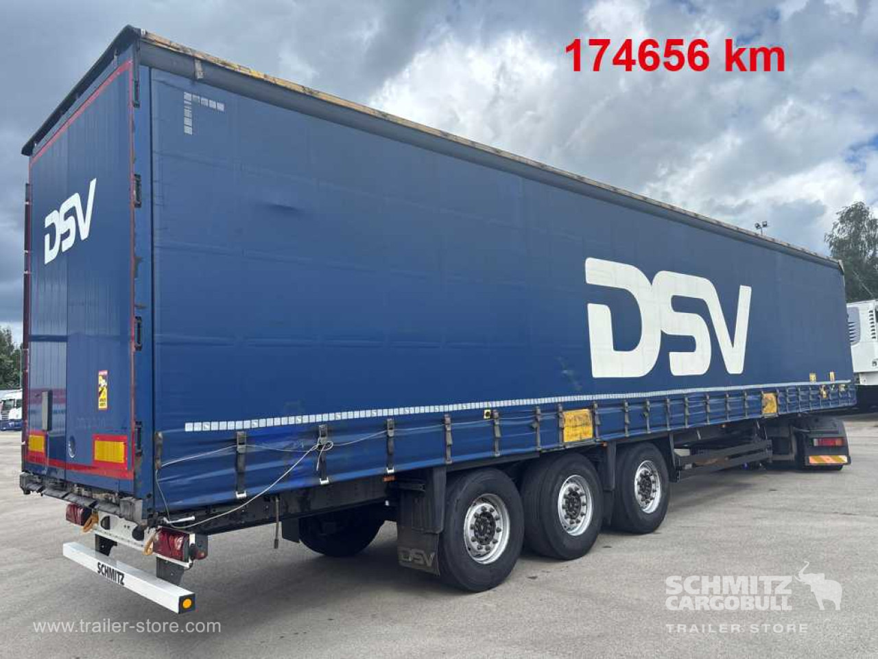SCHMITZ Curtainsider Standard - Curtainsider semi-trailer: picture 1 SCHMITZ Curtainsider Standard - Curtainsider semi-trailer: picture 1