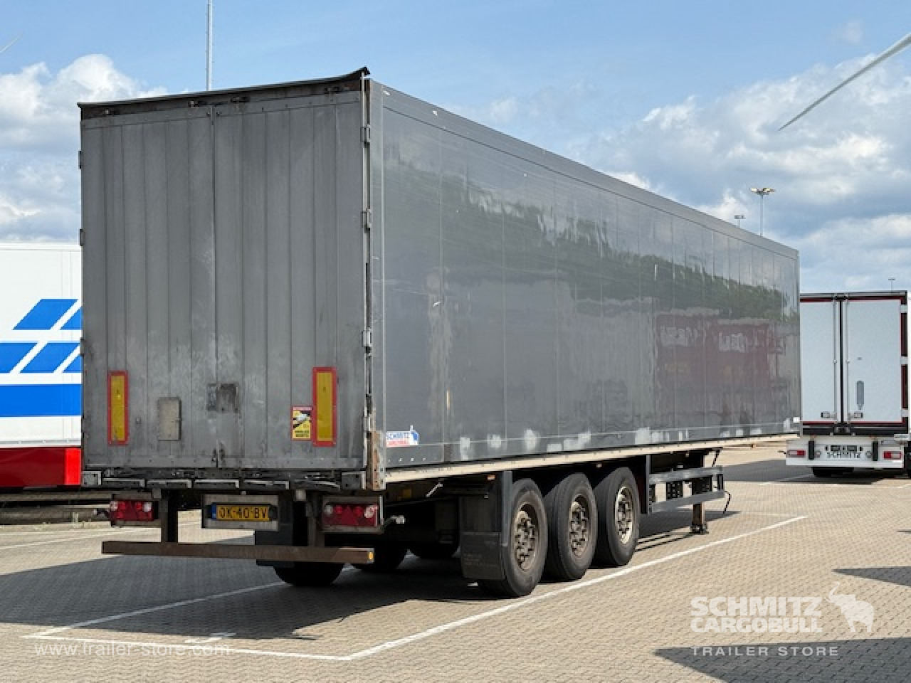 SCHMITZ Oplegger Kasten Standard - Closed box semi-trailer: picture 1 SCHMITZ Oplegger Kasten Standard - Closed box semi-trailer: picture 1