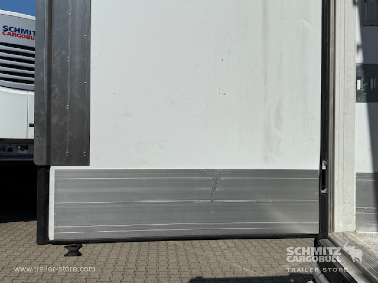 SCHMITZ Oplegger Vries Standard Double deck - Isothermal semi-trailer: picture 5 SCHMITZ Oplegger Vries Standard Double deck - Isothermal semi-trailer: picture 5