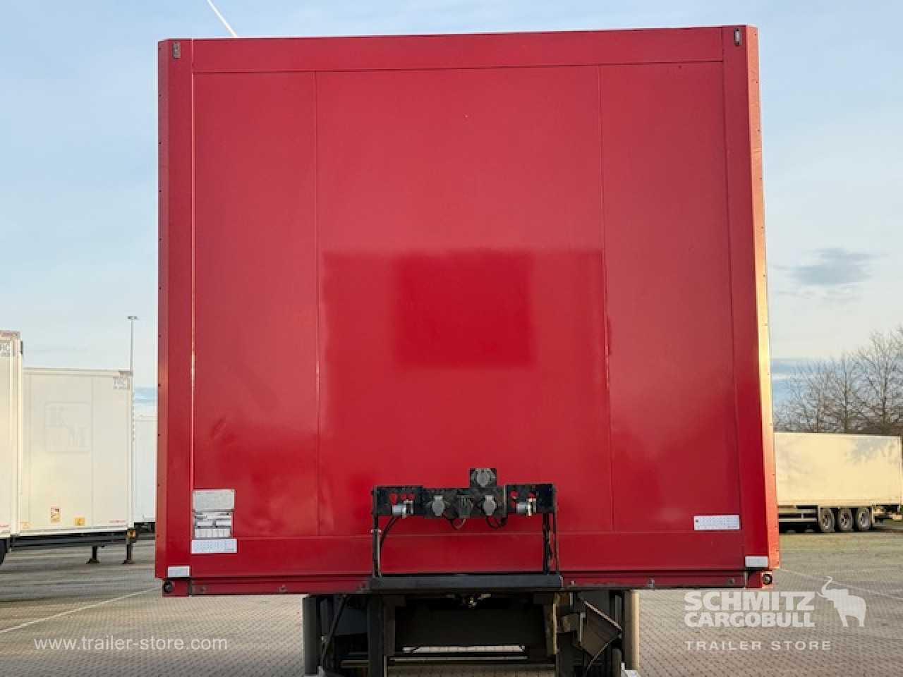 SCHMITZ Oplegger Vries Standard Taillift - Isothermal semi-trailer: picture 2 SCHMITZ Oplegger Vries Standard Taillift - Isothermal semi-trailer: picture 2