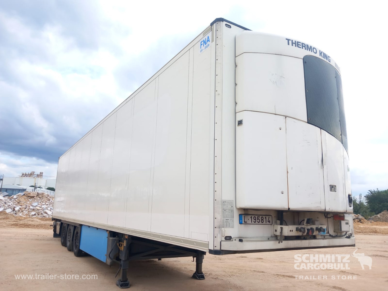 SCHMITZ Reefer Standard - Isothermal semi-trailer: picture 1 SCHMITZ Reefer Standard - Isothermal semi-trailer: picture 1