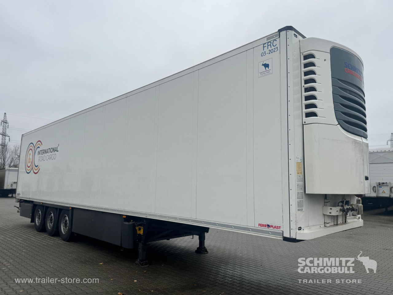 SCHMITZ Reefer Multitemp - Isothermal semi-trailer: picture 1 SCHMITZ Reefer Multitemp - Isothermal semi-trailer: picture 1