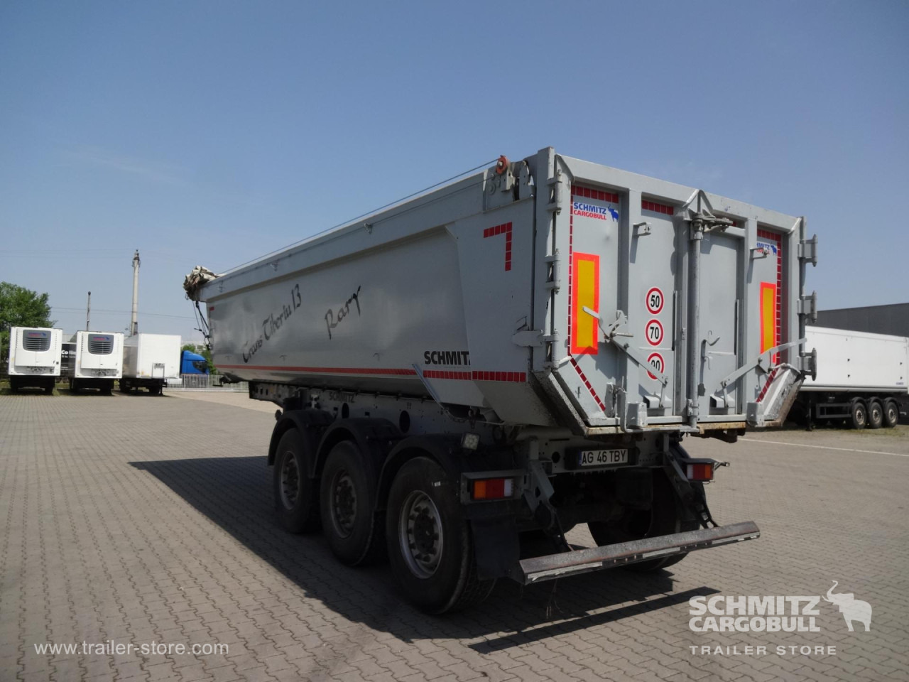 SCHMITZ Tipper Steel half pipe body 252m³ - Tipper semi-trailer: picture 1 SCHMITZ Tipper Steel half pipe body 252m³ - Tipper semi-trailer: picture 1