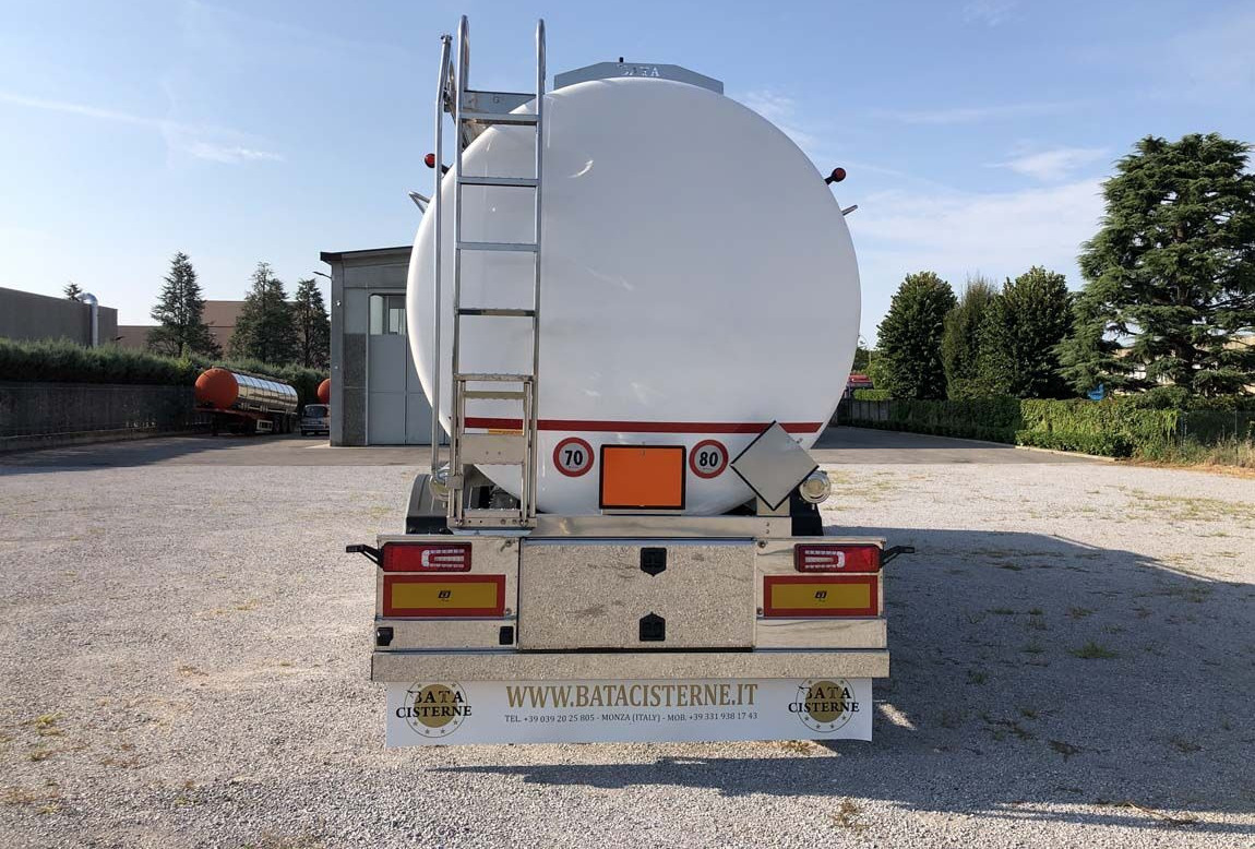 Bata CISTERNA MODELLO CHIMICA L4BH 33.000LT NUOVA - Tank semi-trailer: picture 3 Bata CISTERNA MODELLO CHIMICA L4BH 33.000LT NUOVA - Tank semi-trailer: picture 3