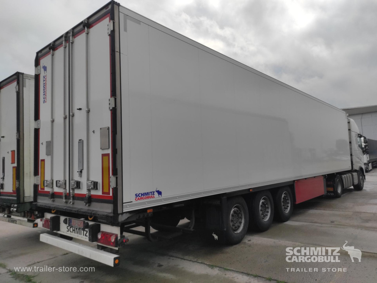 SCHMITZ Напівпричіп Стандартний - Isothermal semi-trailer: picture 1 SCHMITZ Напівпричіп Стандартний - Isothermal semi-trailer: picture 1