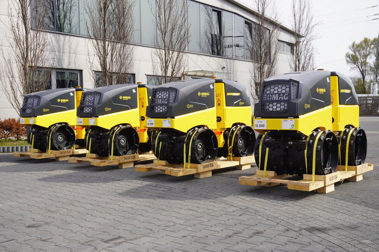 BOMAG BMP 8500 brand-new trench roller / Remote Control / 4 units - Mini roller: picture 1 BOMAG BMP 8500 brand-new trench roller / Remote Control / 4 units - Mini roller: picture 1