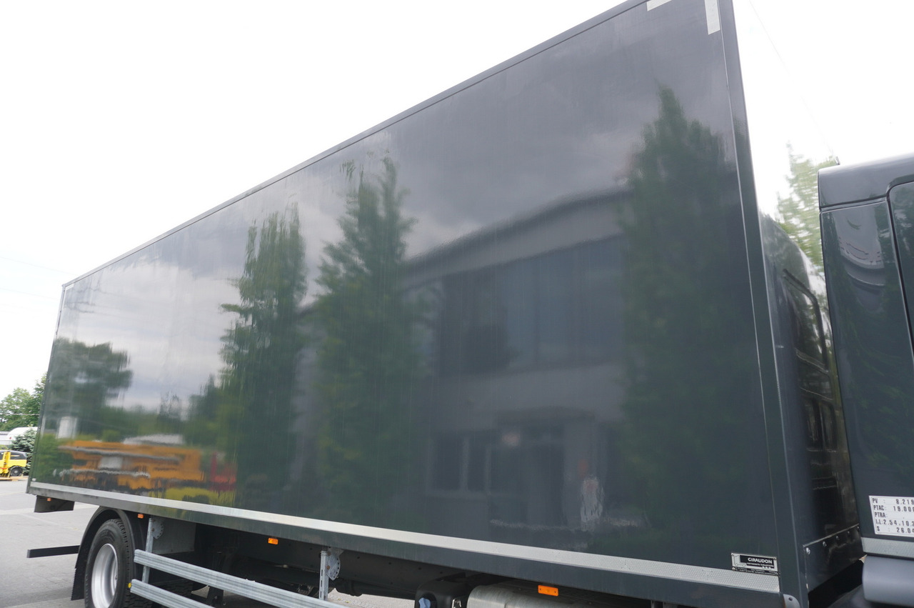 Box truck DAF LF 290 / 21 EPAL box / 2021: picture 12 Box truck DAF LF 290 / 21 EPAL box / 2021: picture 12