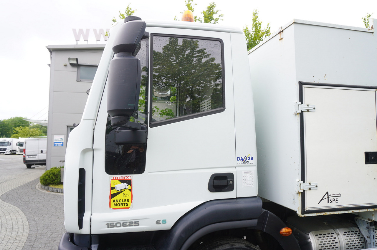 Tow truck IVECO Eurocargo 150 E25 / 90 tho. km !!! / Tow truck: picture 19