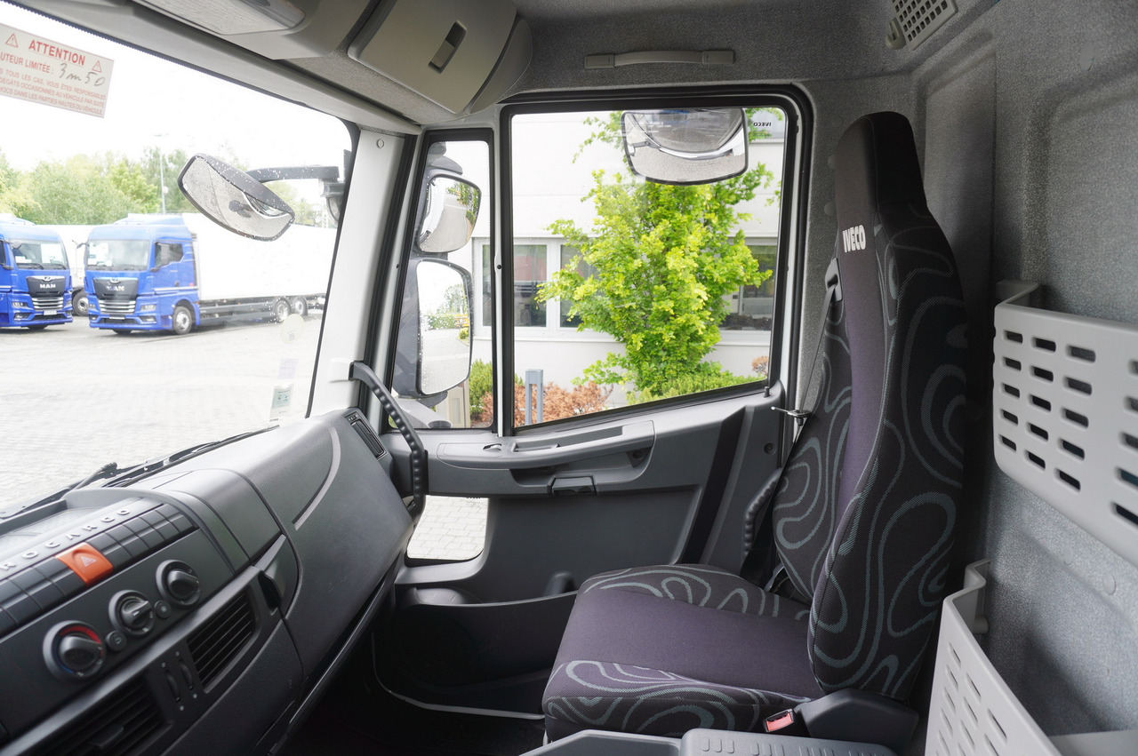 Tow truck IVECO Eurocargo 150 E25 / 90 tho. km !!! / Tow truck: picture 21