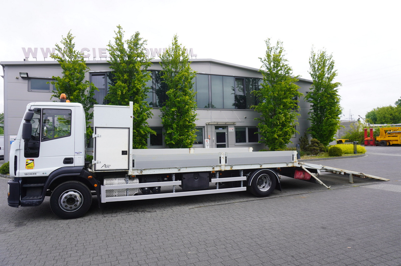 Tow truck IVECO Eurocargo 150 E25 / 90 tho. km !!! / Tow truck: picture 13