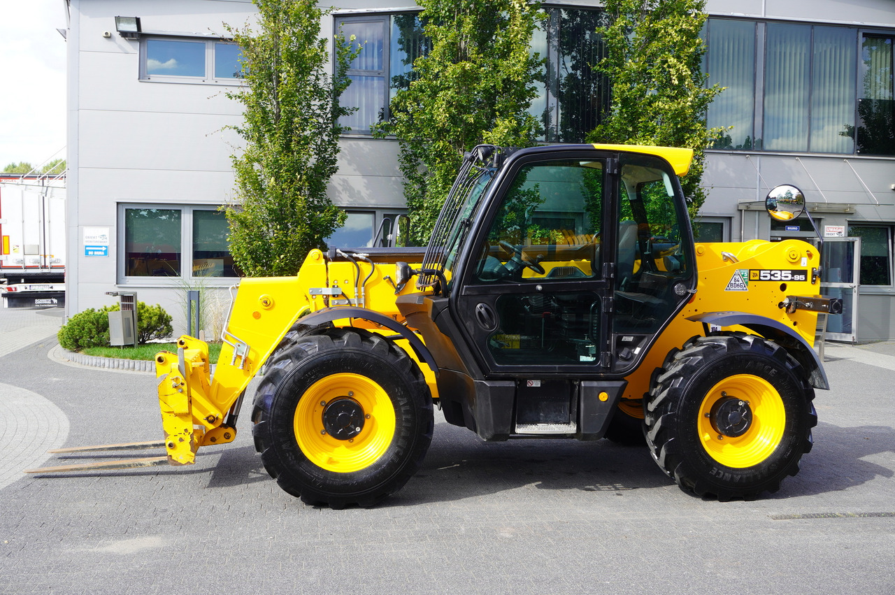 JCB 535-95 / 3.5 T / range 9.5 m / 700 MTH! - Telescopic handler: picture 4 JCB 535-95 / 3.5 T / range 9.5 m / 700 MTH! - Telescopic handler: picture 4