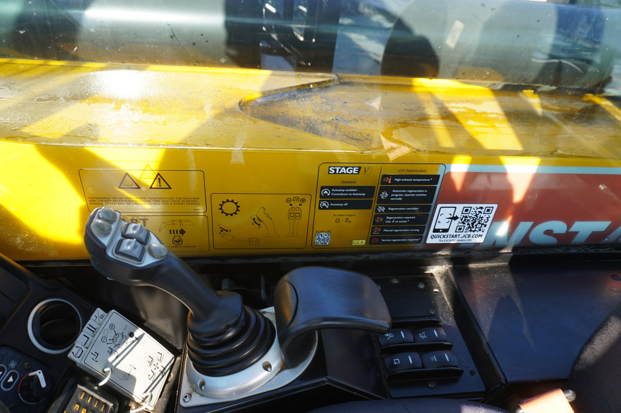 Telescopic wheel loader JCB 540-170 Telescopic Loader / 17m / joystick: picture 42