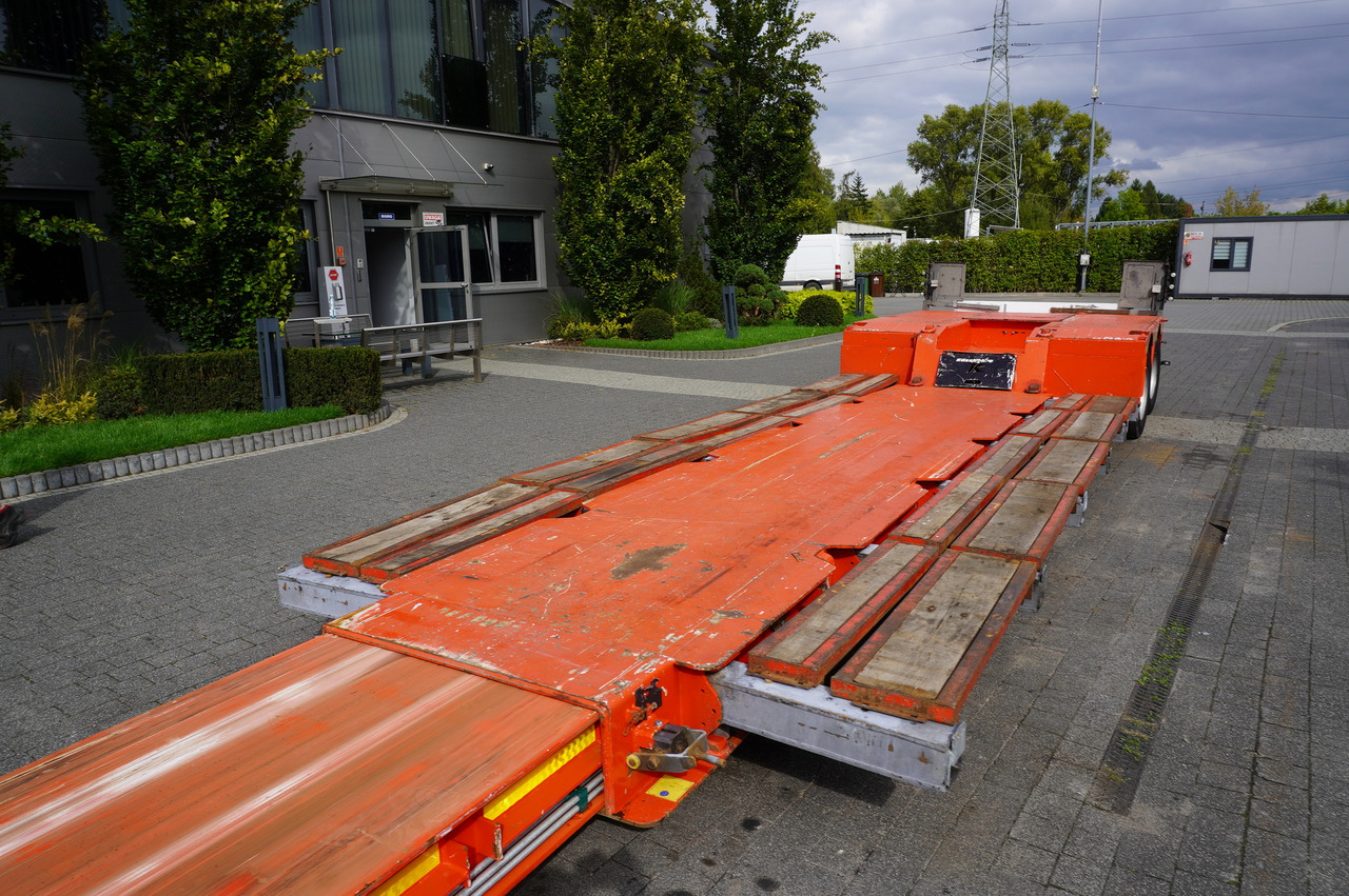 Low loader semi-trailer KÄSSBOHRER LB2 TIEF-BETT low loader semi-trailer / 16.5 m / Extendable semi-trailer / steered axles / 2 units: picture 19 Low loader semi-trailer KÄSSBOHRER LB2 TIEF-BETT low loader semi-trailer / 16.5 m / Extendable semi-trailer / steered axles / 2 units: picture 19