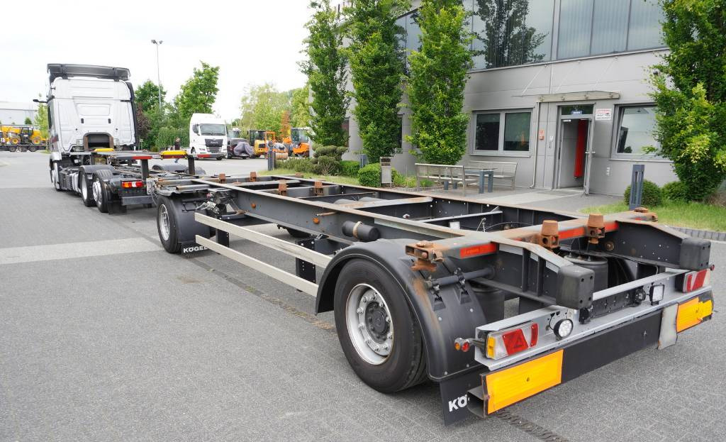 KOGEL BDF Low Deck Mega trailer - Container transporter/ Swap body trailer: picture 3 KOGEL BDF Low Deck Mega trailer - Container transporter/ Swap body trailer: picture 3