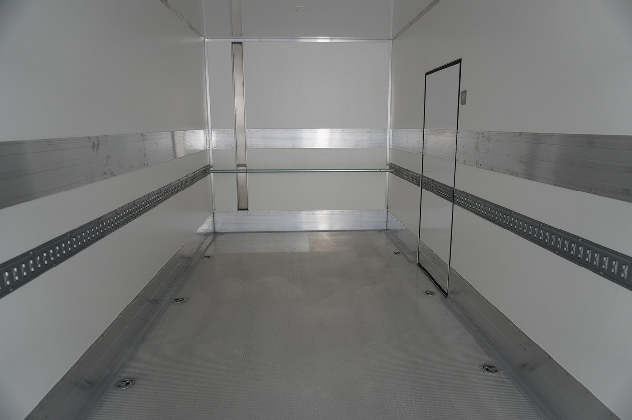 New Isothermal truck MAN New MAN TGX 26.400 / NEW IGLOOCAR refrigerator 20 pallets / 6×2 / 2024 / 2 units: picture 9