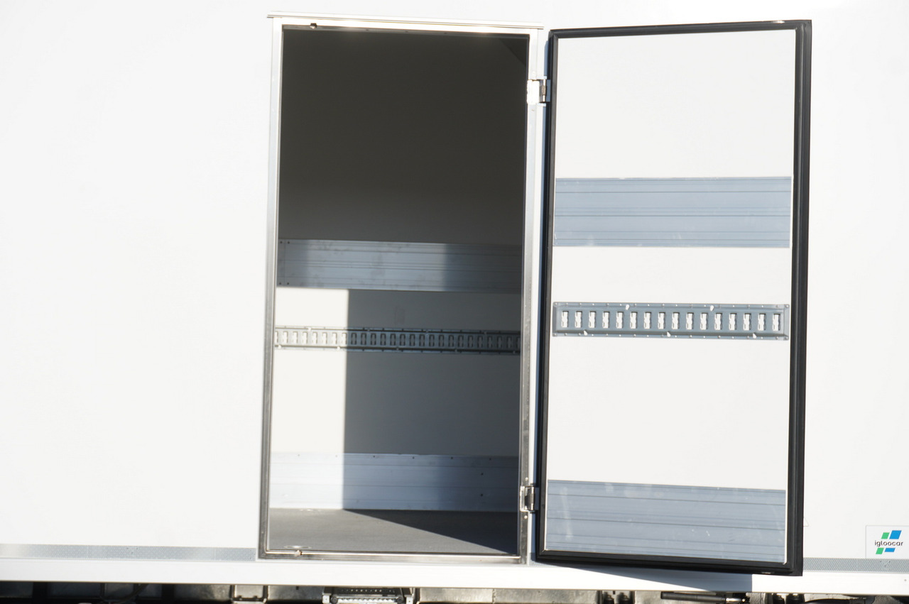 Lease a MAN New Refrigerator MAN TGX 26.400 / IGLOOCAR 23 pallets / Carrier Supra 1150 MAN New Refrigerator MAN TGX 26.400 / IGLOOCAR 23 pallets / Carrier Supra 1150: picture 16