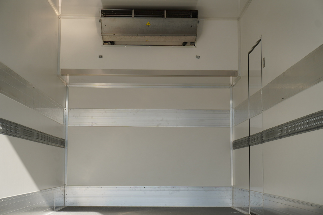 Lease a MAN New Refrigerator MAN TGX 26.400 / IGLOOCAR 23 pallets / Carrier Supra 1150 MAN New Refrigerator MAN TGX 26.400 / IGLOOCAR 23 pallets / Carrier Supra 1150: picture 22