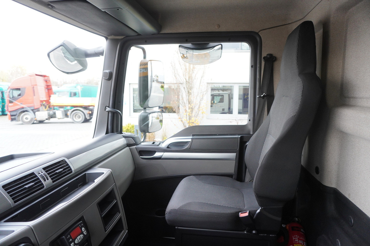 Refrigerator truck MAN TGL 12.190 / 14 EPAL Refrigerator / Carrier Xarios 500 / 3 units: picture 27