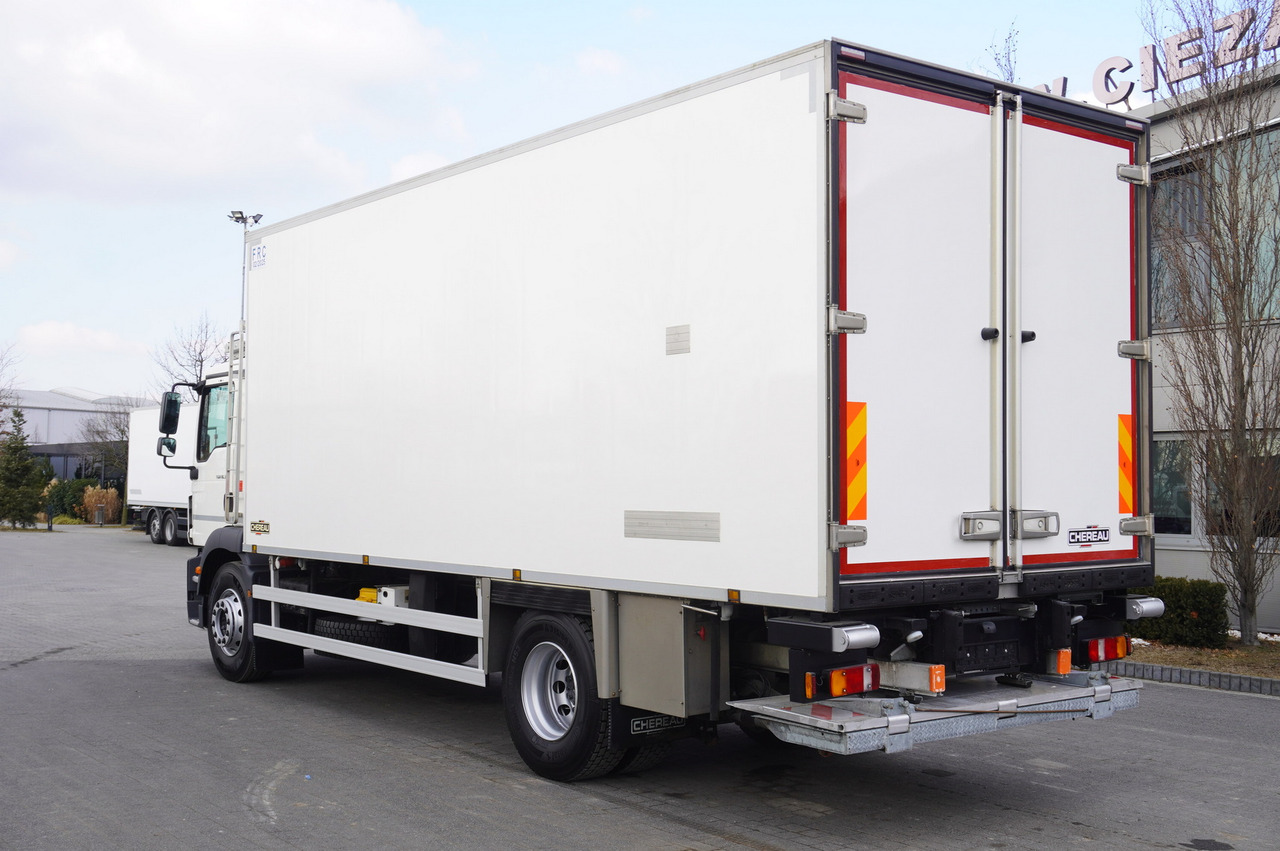 MAN TGM 18.320 / CHEREAU meat hook refrigerator / Carcass elevator - Refrigerator truck: picture 5 MAN TGM 18.320 / CHEREAU meat hook refrigerator / Carcass elevator - Refrigerator truck: picture 5