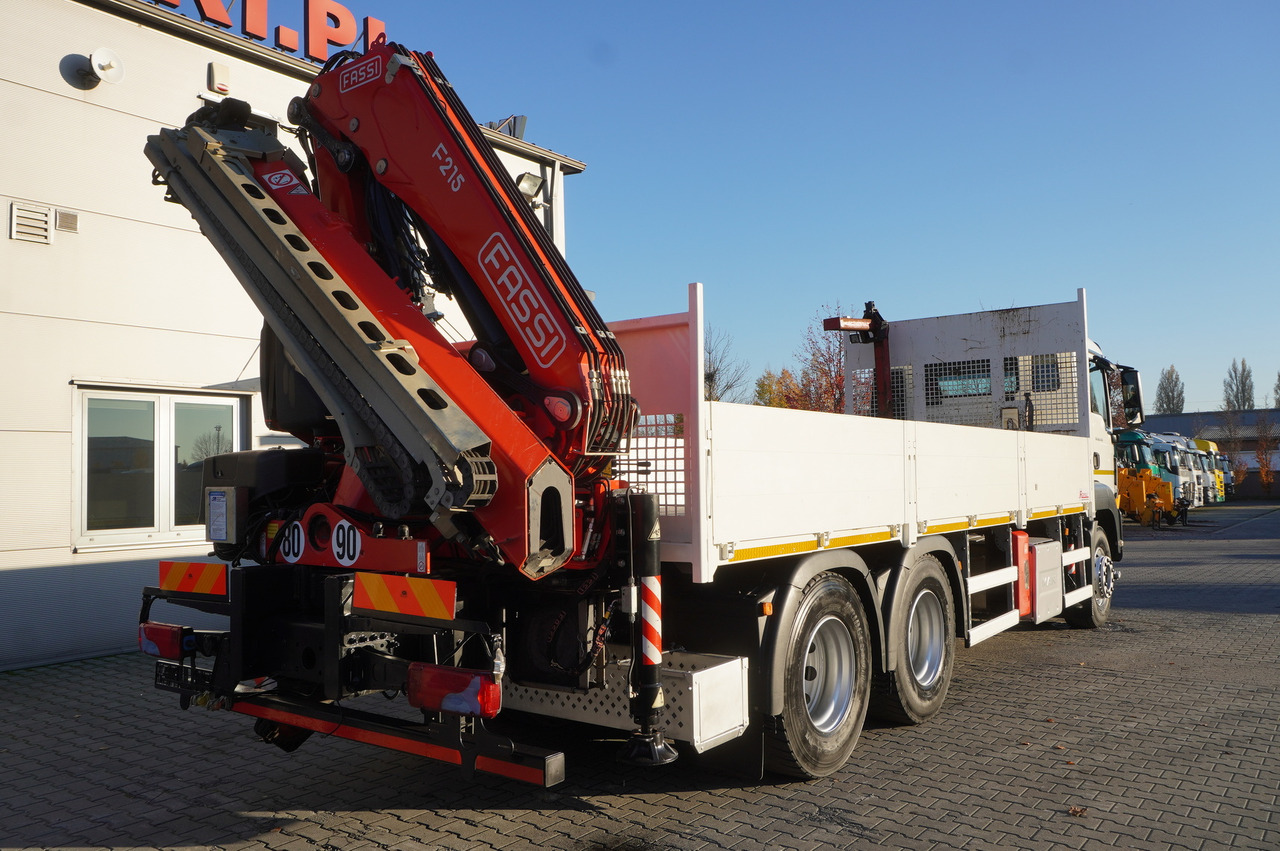 MAN TGS 26.420 E6 6x4 / Fassi F215A crane / 360 MTH! / 5.6 t capacity / 12.7 m reach / 120 tho. km! - Dropside/ Flatbed truck, Crane truck: picture 5 MAN TGS 26.420 E6 6x4 / Fassi F215A crane / 360 MTH! / 5.6 t capacity / 12.7 m reach / 120 tho. km! - Dropside/ Flatbed truck, Crane truck: picture 5