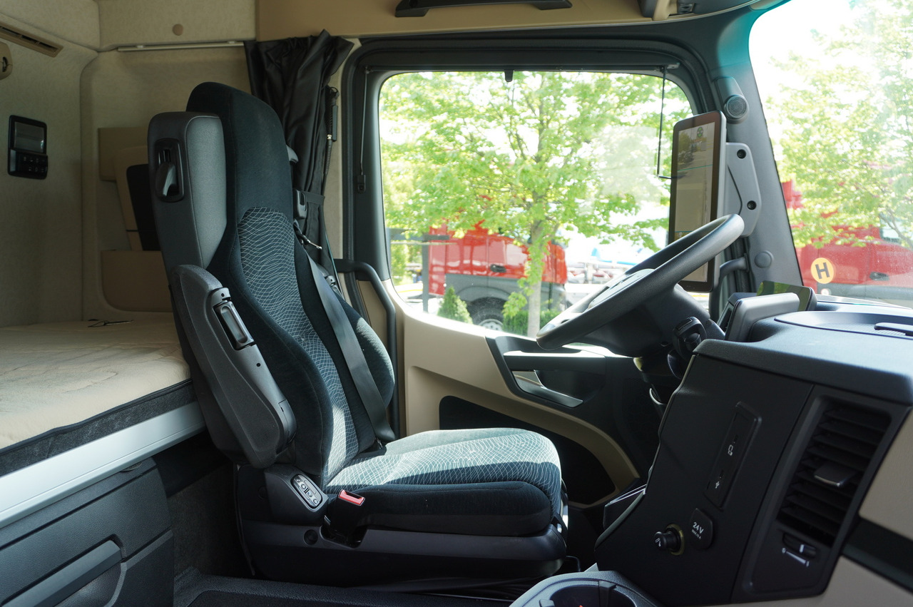 Curtainsider truck MERCEDES-BENZ Actros 2545 6×2 MP5 / ADR AT / Curtainsider 18 EPAL: picture 24