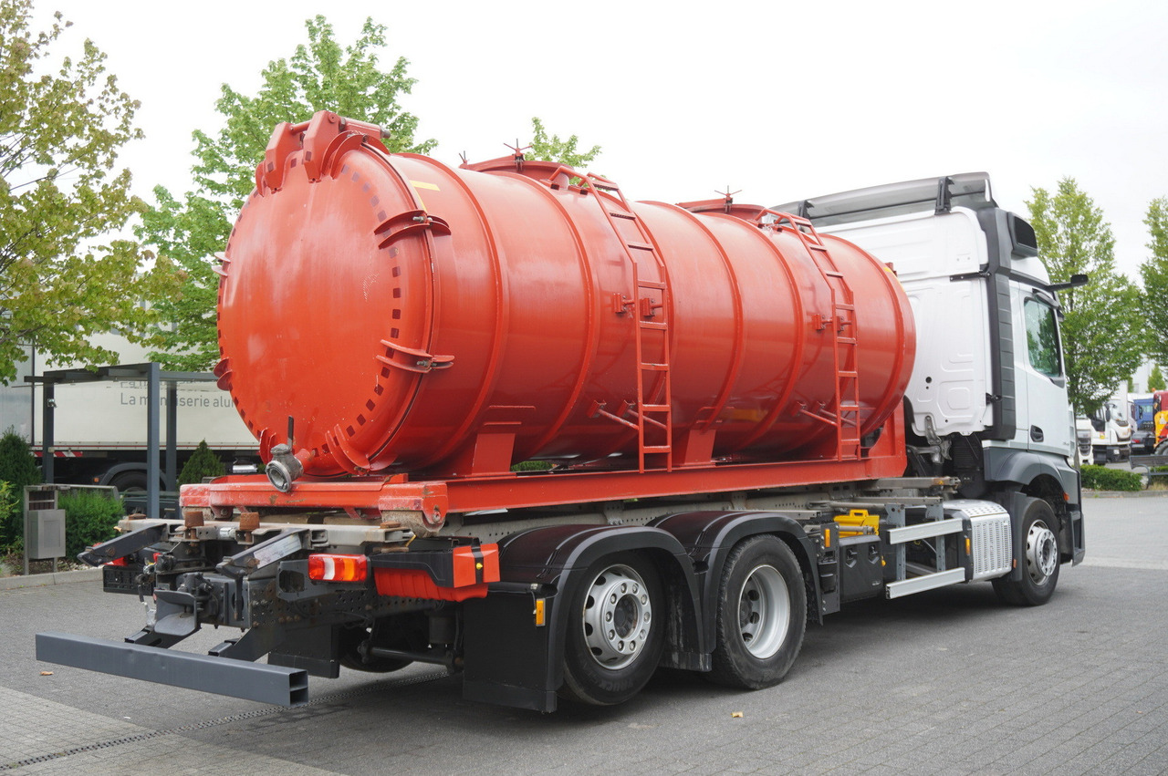 MERCEDES-BENZ Actros 2545 6 × 2 MP5 / NEW septic barrel 13000 L - Slurry tanker: picture 4 MERCEDES-BENZ Actros 2545 6 × 2 MP5 / NEW septic barrel 13000 L - Slurry tanker: picture 4