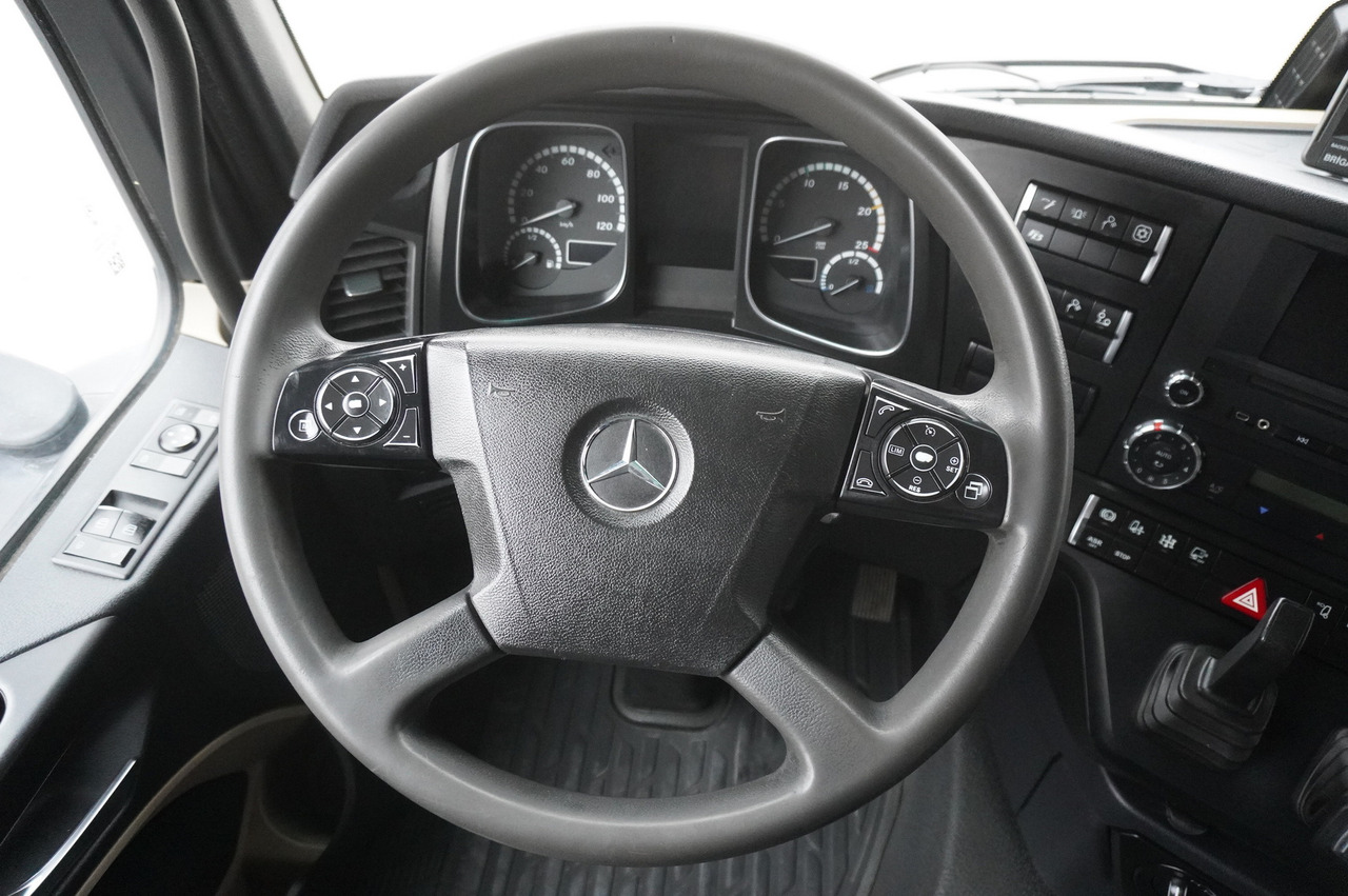 Lease a MERCEDES-BENZ Actros 3563 8x4 / Tipper for grain 20 t load capacity MERCEDES-BENZ Actros 3563 8x4 / Tipper for grain 20 t load capacity: picture 31 Lease a MERCEDES-BENZ Actros 3563 8x4 / Tipper for grain 20 t load capacity MERCEDES-BENZ Actros 3563 8x4 / Tipper for grain 20 t load capacity: picture 31