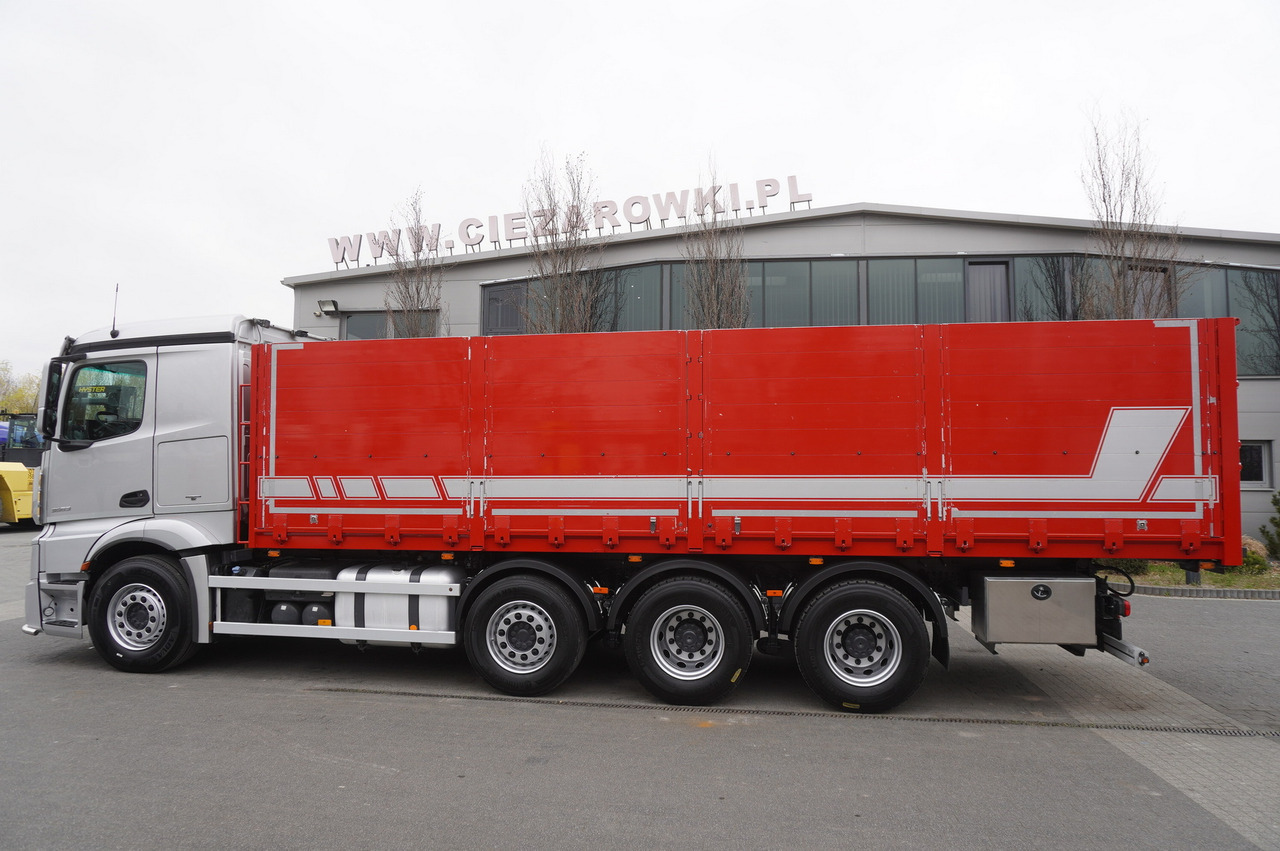 MERCEDES-BENZ Actros 3563 8x4 / Tipper for grain 20 t load capacity - Dropside/ Flatbed truck: picture 3 MERCEDES-BENZ Actros 3563 8x4 / Tipper for grain 20 t load capacity - Dropside/ Flatbed truck: picture 3