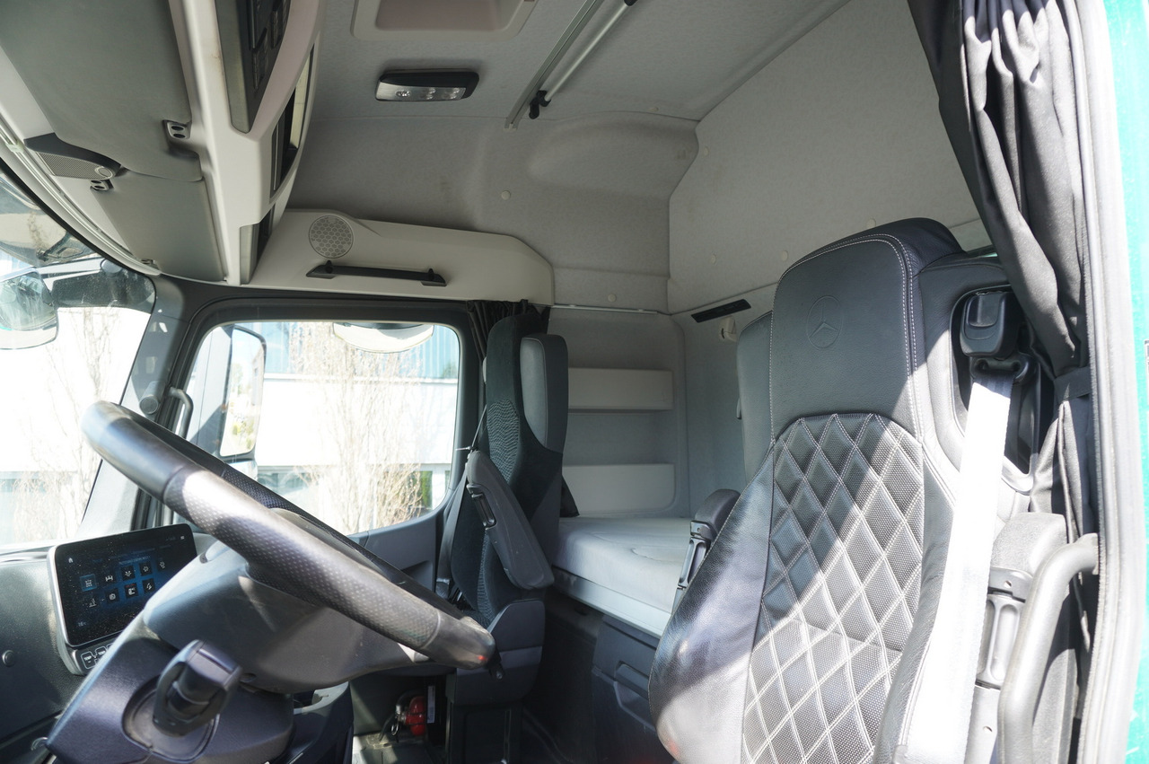 Crane truck for transportation of timber Mercedes-Benz Arocs 3563 8 × 4 / 630 HP / steered axle / Logging superstructure: picture 20