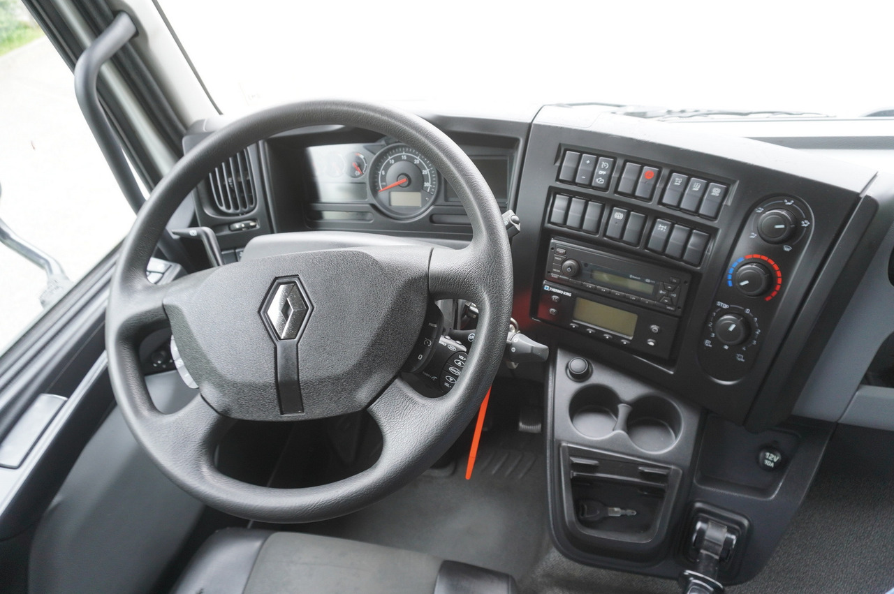 Lease a RENAULT D13 / 140 tho km !!! / Meat hook refrigerator / Thermoking T800R / 2 units RENAULT D13 / 140 tho km !!! / Meat hook refrigerator / Thermoking T800R / 2 units: picture 21 Lease a RENAULT D13 / 140 tho km !!! / Meat hook refrigerator / Thermoking T800R / 2 units RENAULT D13 / 140 tho km !!! / Meat hook refrigerator / Thermoking T800R / 2 units: picture 21