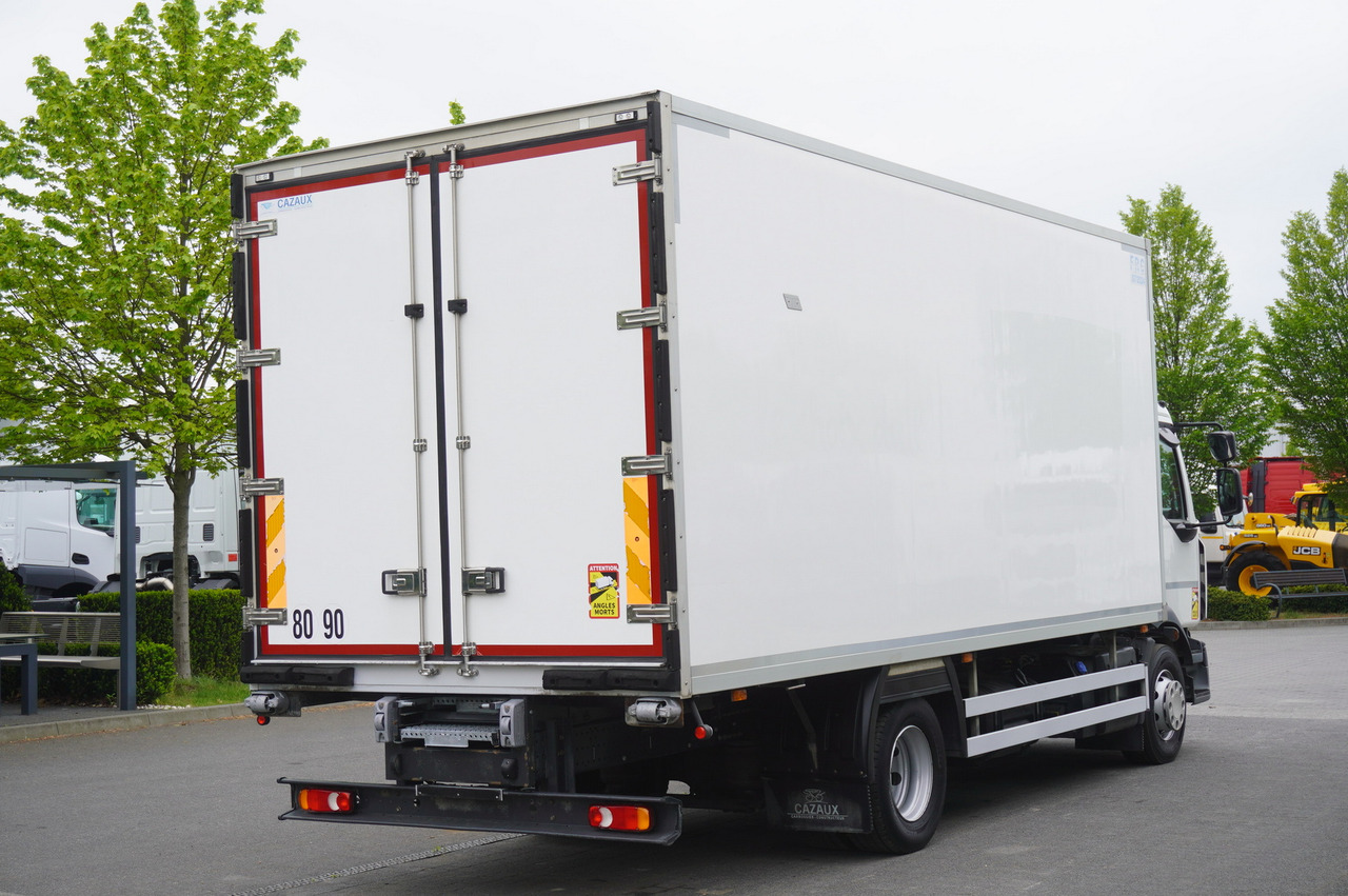 Lease a RENAULT D13 / 140 tho km !!! / Meat hook refrigerator / Thermoking T800R / 2 units RENAULT D13 / 140 tho km !!! / Meat hook refrigerator / Thermoking T800R / 2 units: picture 6 Lease a RENAULT D13 / 140 tho km !!! / Meat hook refrigerator / Thermoking T800R / 2 units RENAULT D13 / 140 tho km !!! / Meat hook refrigerator / Thermoking T800R / 2 units: picture 6