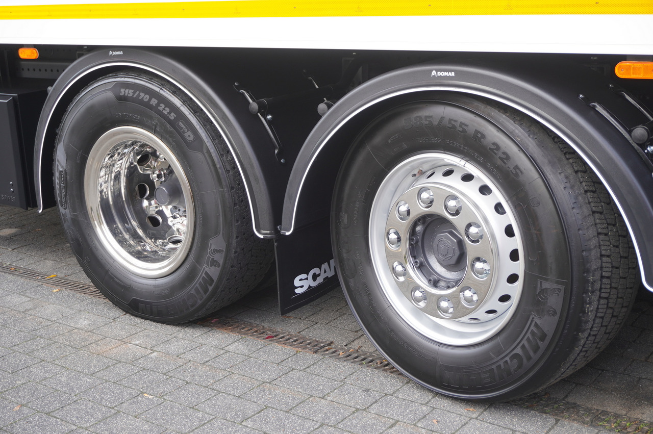 Refrigerator truck SCANIA R500 E6 6x2 / Lecapitaine 21 EPAL refrigerator / Carrier Supra 1150 / 2021 / steered axle: picture 12