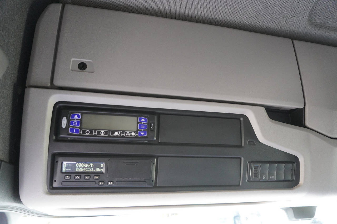 Refrigerator truck SCANIA R500 E6 6x2 / Lecapitaine 21 EPAL refrigerator / Carrier Supra 1150 / 2021 / steered axle: picture 23