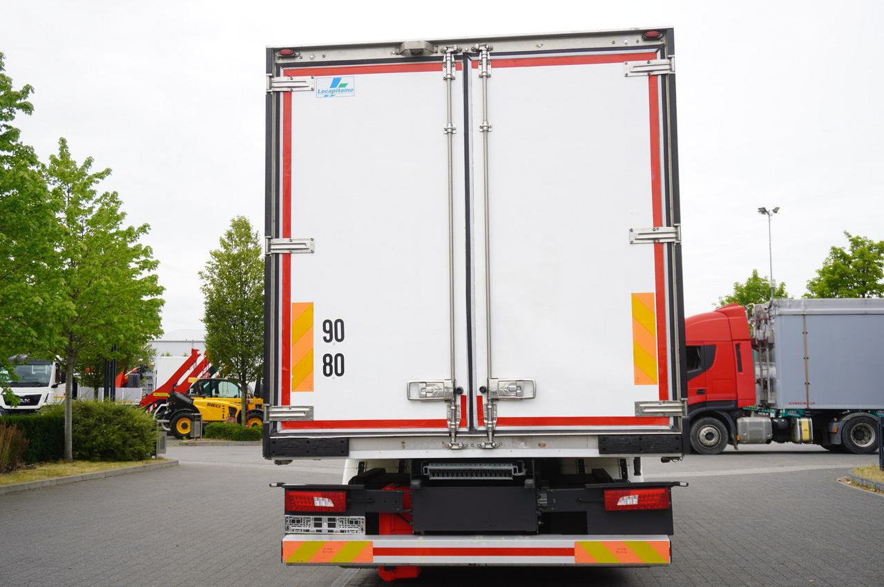 SCANIA R500 / Lecapitaine refrigerator / Carrier Supra 950 / steered 3rd axle - Refrigerator truck: picture 3 SCANIA R500 / Lecapitaine refrigerator / Carrier Supra 950 / steered 3rd axle - Refrigerator truck: picture 3